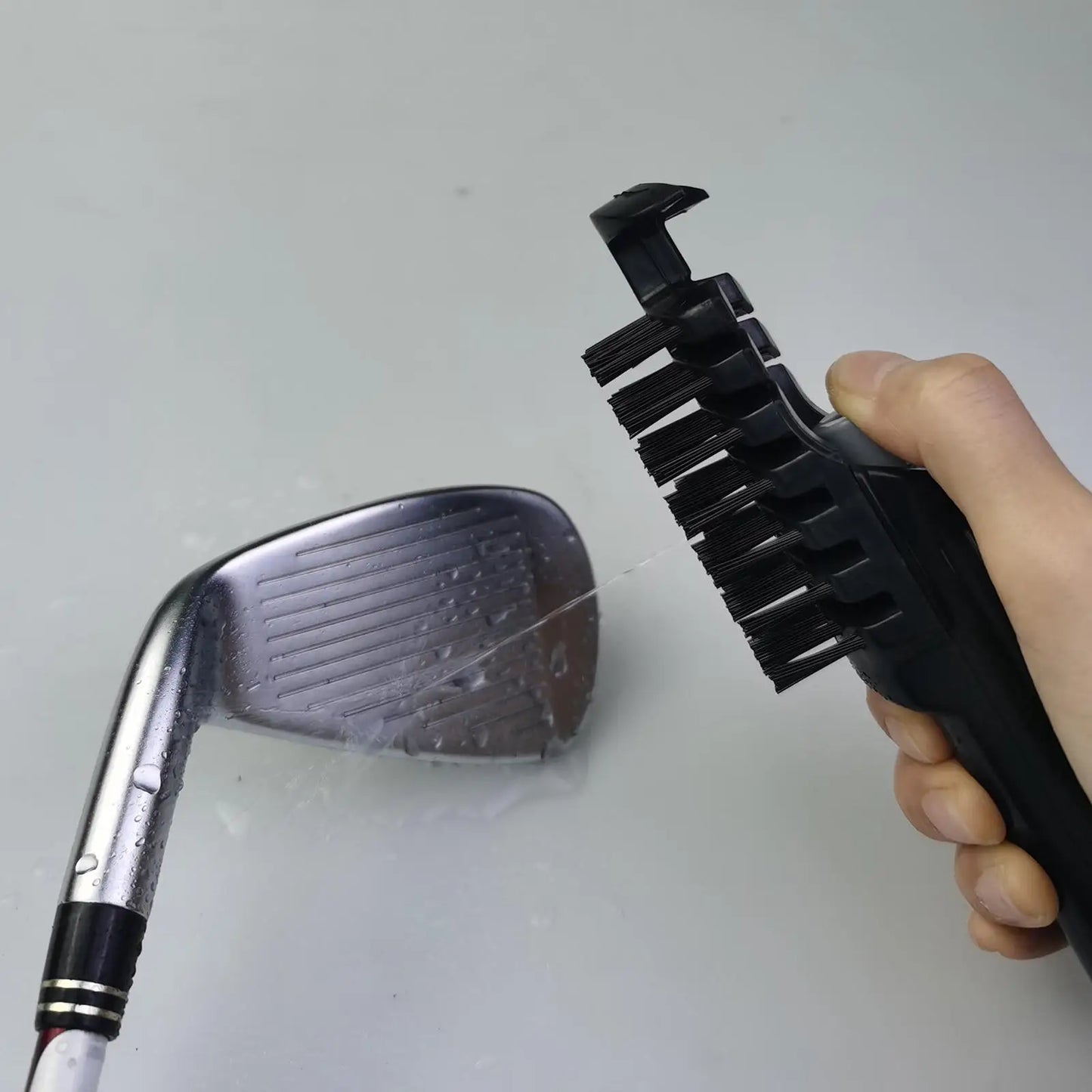 Portable Golf Club Groove Cleaning Brush with Water Spray Tube Nylon Bristles for Golf Ball Washer and Iron Sharpener